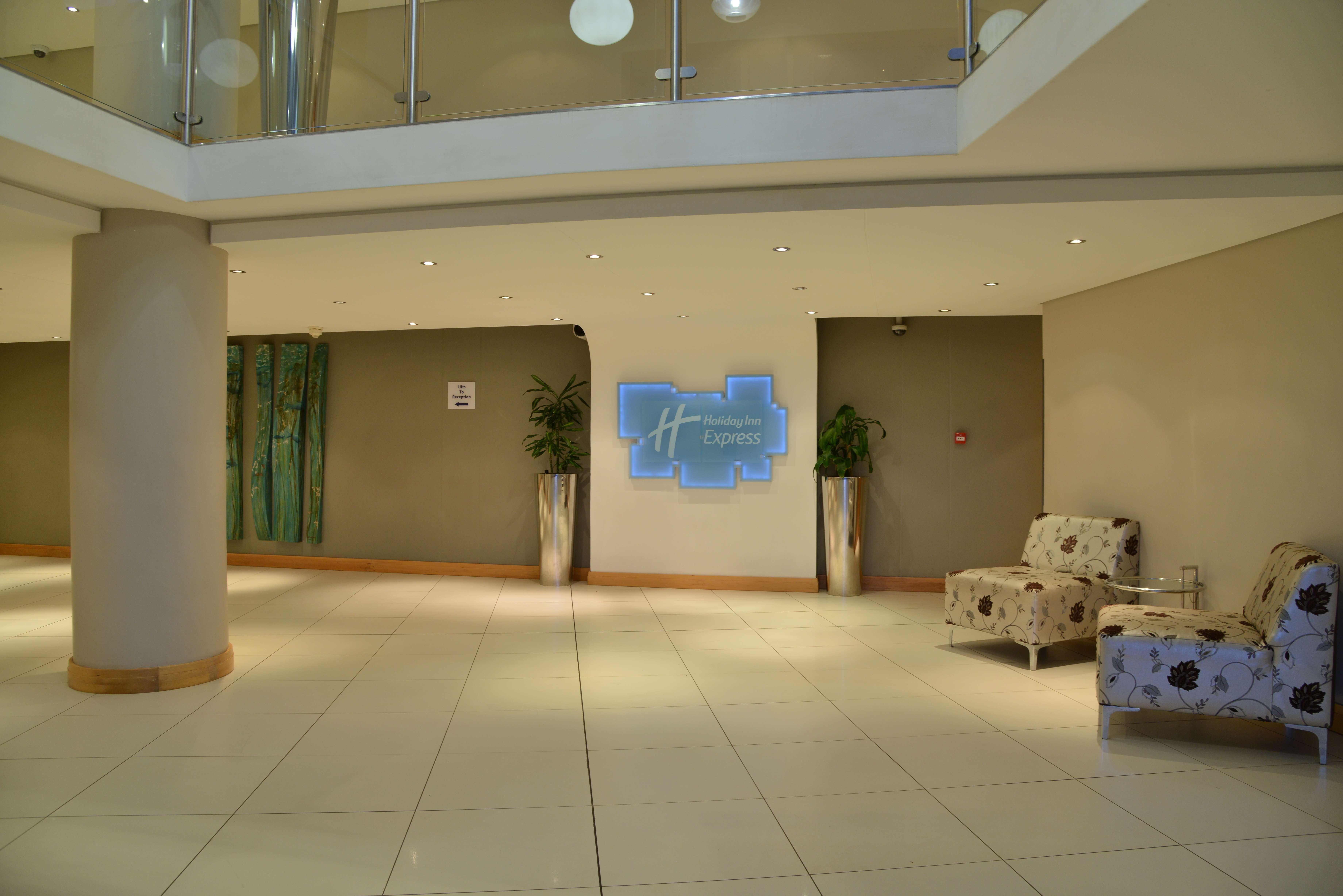 Holiday Inn Express Durban - Umhlanga By Ihg Экстерьер фото
